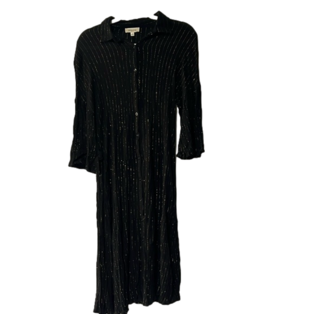 Women’s Hailey & Co. size S black with gold stripes‎ button down